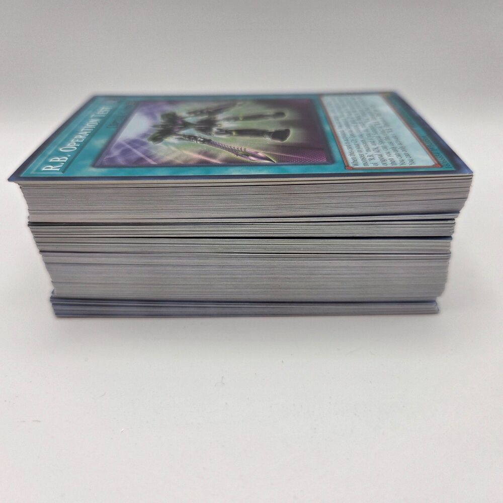 Yugioh Random 100 cards at least 5 foils